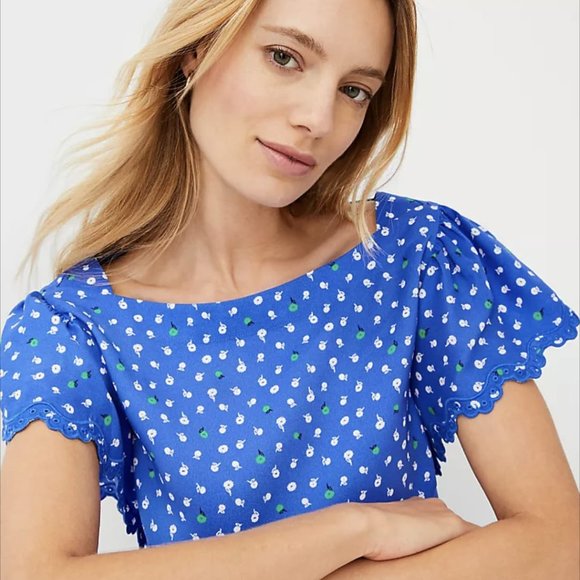 Ann Taylor Floral Flutter Sleeve Square Neck Top - Picture 3 of 5